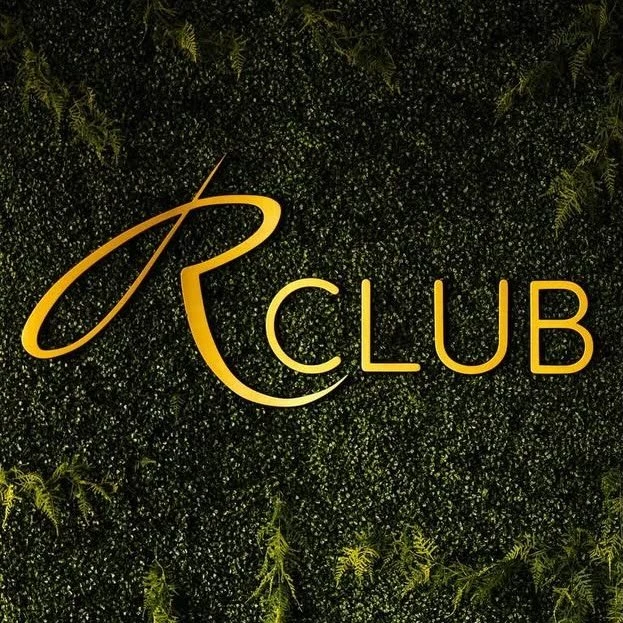 Client logo: R Club